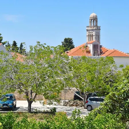 Close To Center, Quiet, With Parking * Hvar Town
